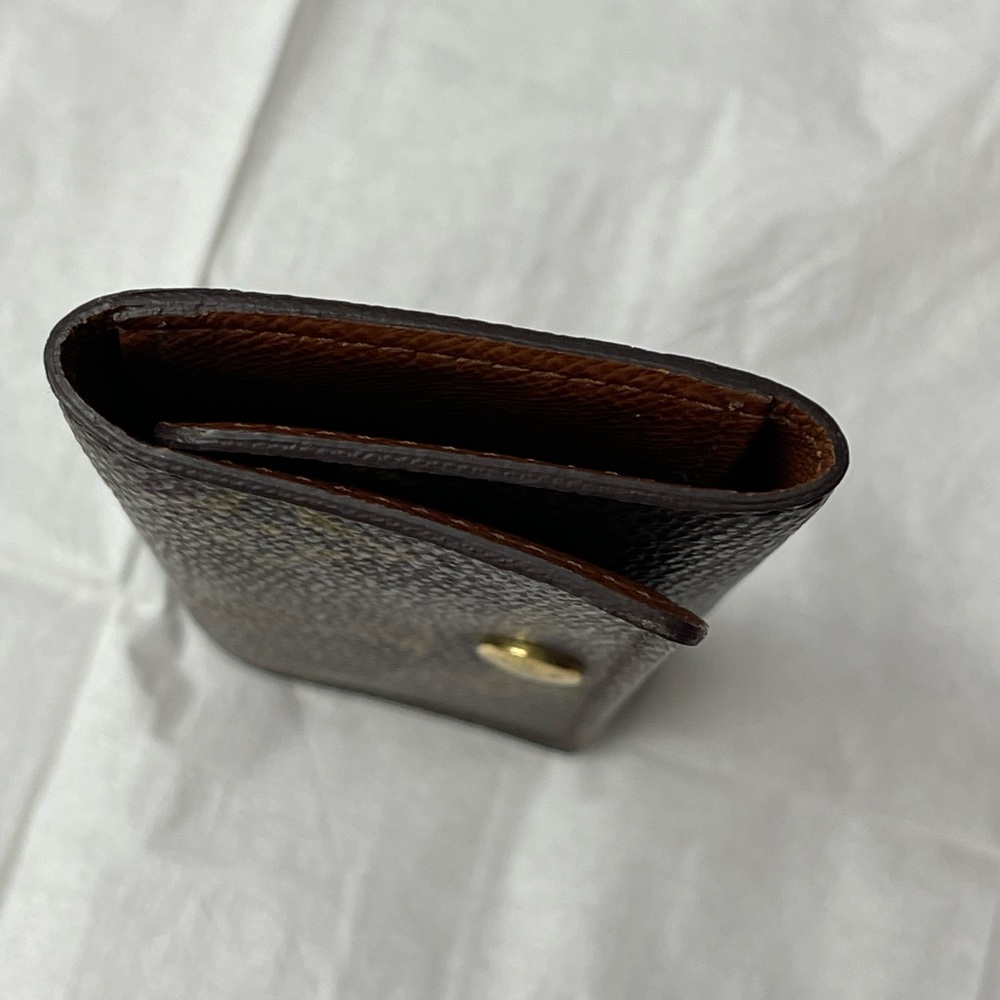 Louis Vuitton Monogram Multicles Key Case - Picture 15 of 15